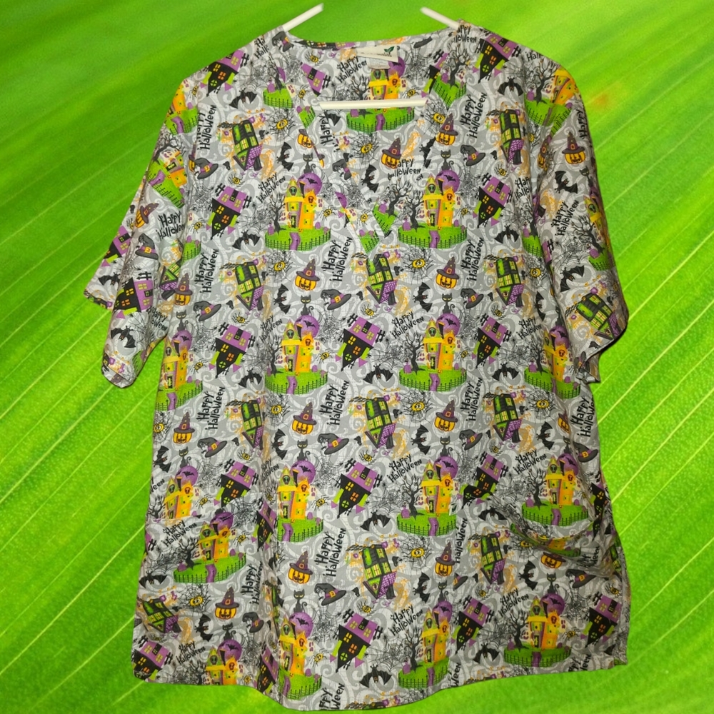 Peppermint Scrubs Top Halloween Size XL